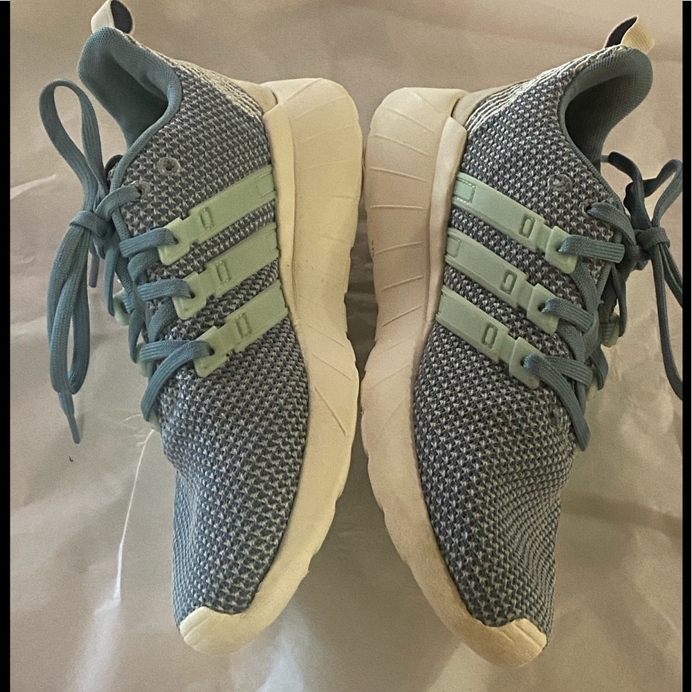 Adidas Women’s Athletic Sneaker